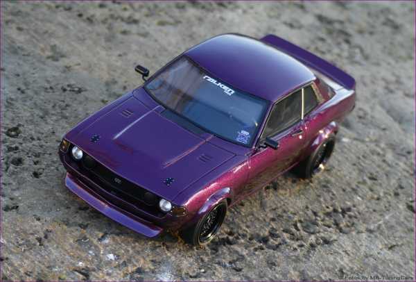 1:18 Toyota Celica (RA24) Restmod Purple Efekt Lackierrung 2015